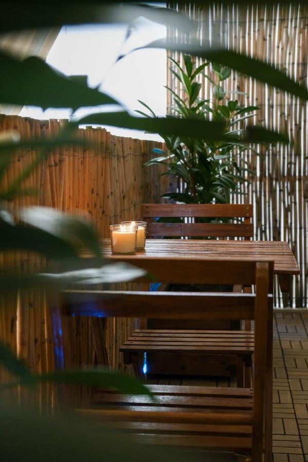 Quiet City Center Apt On A Pedestrian Street 아테네 외부 사진