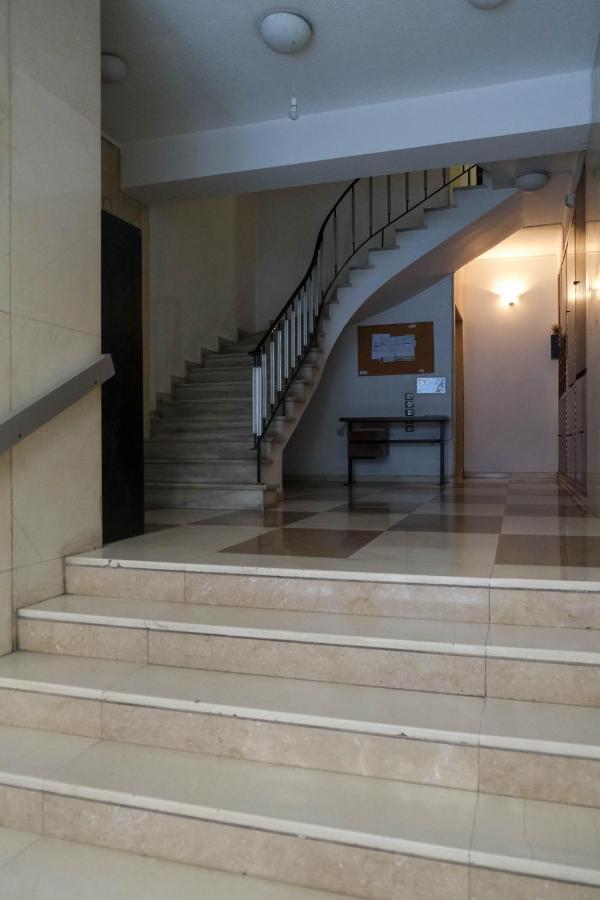 Quiet City Center Apt On A Pedestrian Street 아테네 외부 사진