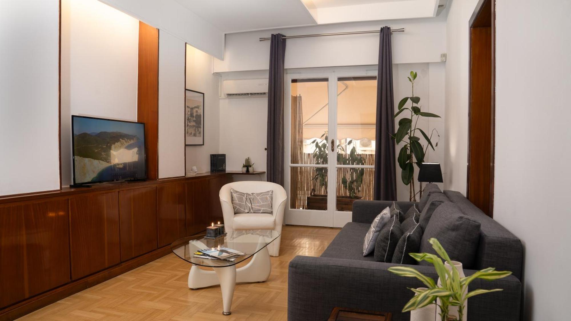 Quiet City Center Apt On A Pedestrian Street 아테네 외부 사진